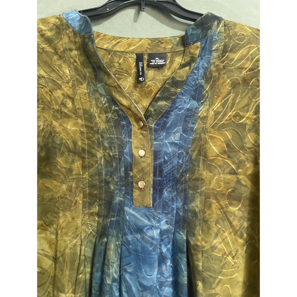 New Directions Petite Blue Olive Green Tie Dye Pintuck Henley Blouse PL - Picture 3 of 5